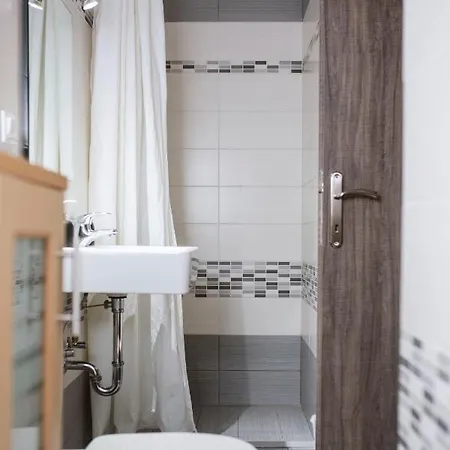 Elli Corfu Pótamosz