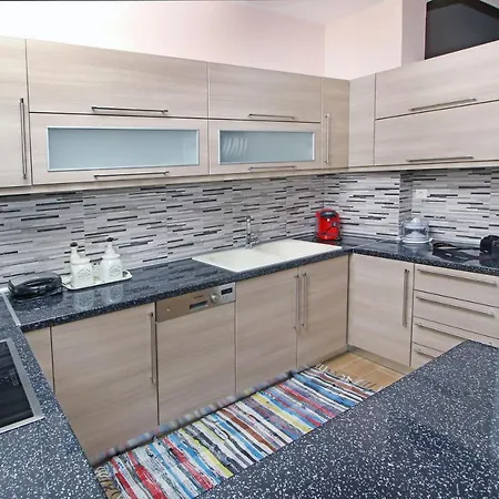 فيلة Elli Corfu Potamós