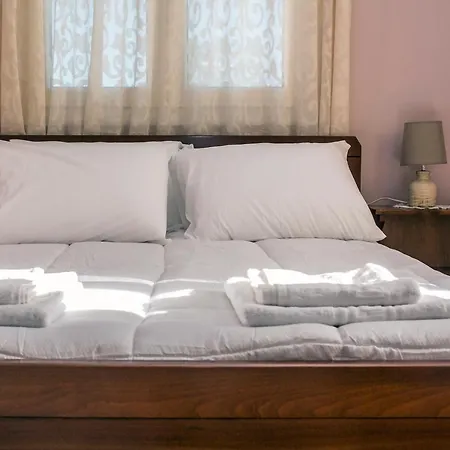 فيلة Elli Corfu Potamós